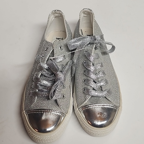 Kristal Shoes - Kristal silver sparkling glitter shoes.   10.5" long. Sz 7.5/8.  Wedding, trendy
